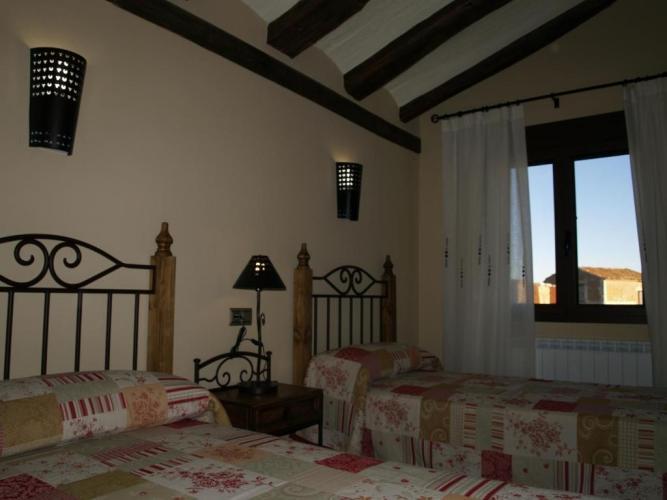 Apartamentos Turisticos La Fuensanta Cella Chambre photo